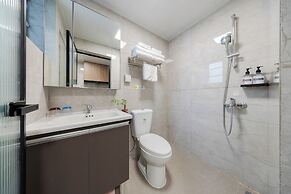 Excellent International Audio-Visual Hotel Apartment