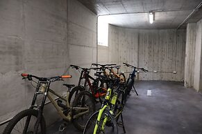 Family Bike Residence