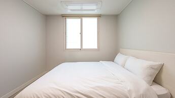 Gyeongju Gampo Laviangrose Pool Villa