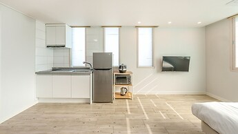 Gyeongju Gampo Laviangrose Pool Villa