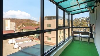 Gyeongju Gampo Laviangrose Pool Villa