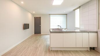 Gyeongju Gampo Laviangrose Pool Villa