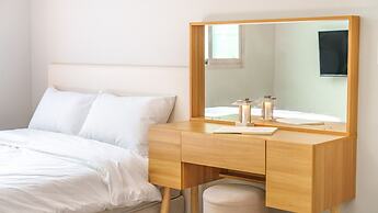 Gyeongju Gampo Laviangrose Pool Villa