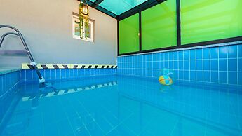 Gyeongju Gampo Laviangrose Pool Villa