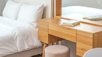 Gyeongju Gampo Laviangrose Pool Villa