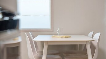 Gyeongju Gampo Laviangrose Pool Villa