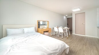 Gyeongju Gampo Laviangrose Pool Villa