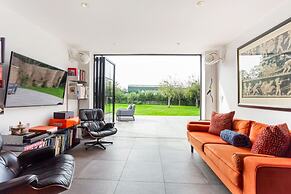 Crazy Fox House - From 600 Per Night