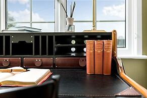 Crazy Fox House - From 600 Per Night