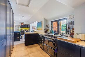 Crazy Fox House - From 600 Per Night