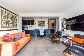 Crazy Fox House - From 600 Per Night