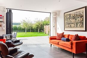 Crazy Fox House - From 600 Per Night