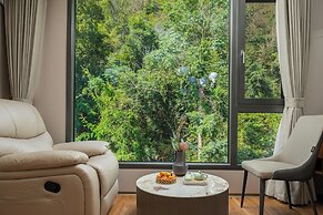 Guilin Mountain & Garden Retreat