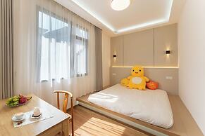 Guilin Mountain & Garden Retreat