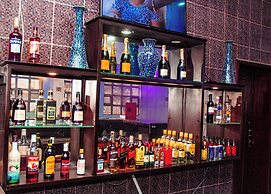 DEES HOTELS APARTMENT & SUITES