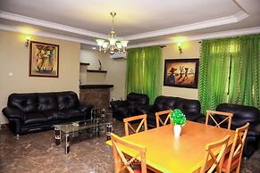 DEES HOTELS APARTMENT & SUITES