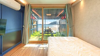 Goseong Cnblue Oceanview Pension
