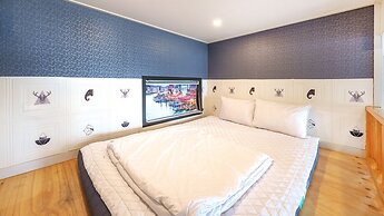 Goseong Cnblue Oceanview Pension