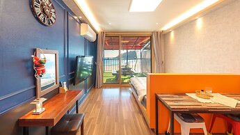 Goseong Cnblue Oceanview Pension