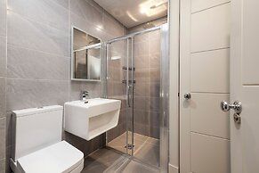 Modern studio in Edinburgh West End