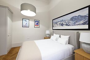 Modern studio in Edinburgh West End