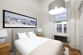 Modern studio in Edinburgh West End