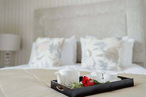 Prestigious Townhouse close to Princes Street