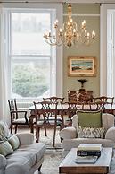 Prestigious Townhouse close to Princes Street