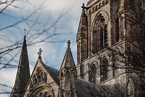 Prestigious Townhouse close to Princes Street