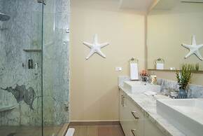 2 BR Ocean Front Pool