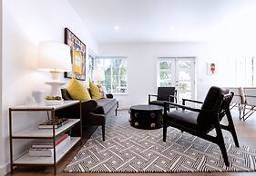 Luxury 5BR House Private Studio 5mins to OU Cha