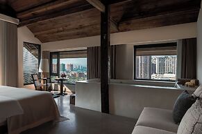 Xishuangbanna Jinghong Hidden in Nature