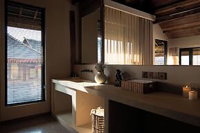 Xishuangbanna Jinghong Hidden in Nature