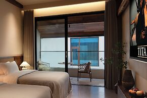 Xishuangbanna Jinghong Hidden in Nature