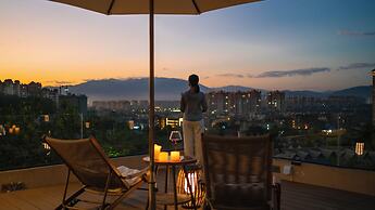 Xishuangbanna Jinghong Hidden in Nature