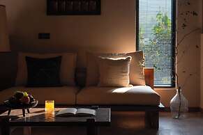 Xishuangbanna Jinghong Hidden in Nature