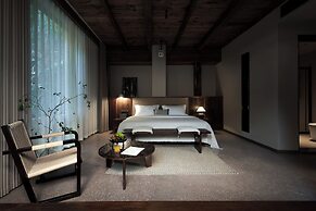 Xishuangbanna Jinghong Hidden in Nature