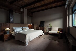 Xishuangbanna Jinghong Hidden in Nature