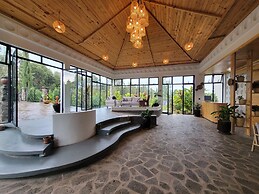 Grotta Resort
