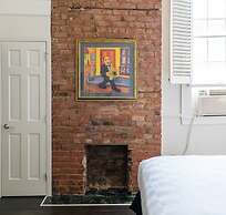 The Streetcar Historic Hotel