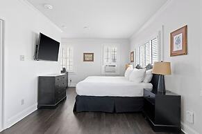 The Streetcar Historic Hotel