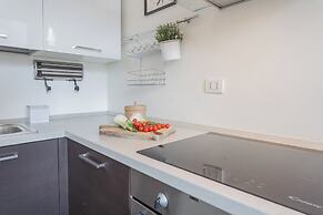 Chiara's Apartment by Rent all Como