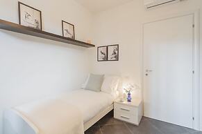 Chiara's Apartment by Rent all Como