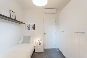 Chiara's Apartment by Rent all Como