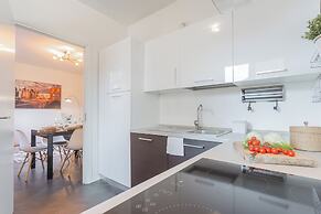 Chiara's Apartment by Rent all Como