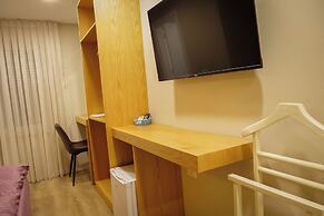 Hotel Petite Maison Hermes