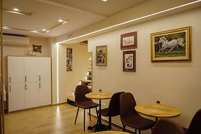 Hotel Petite Maison Hermes