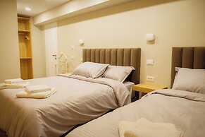 Hotel Petite Maison Hermes