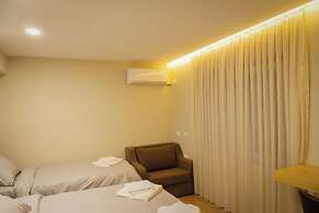 Hotel Petite Maison Hermes