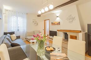 Volta Apartment by Rent all Como